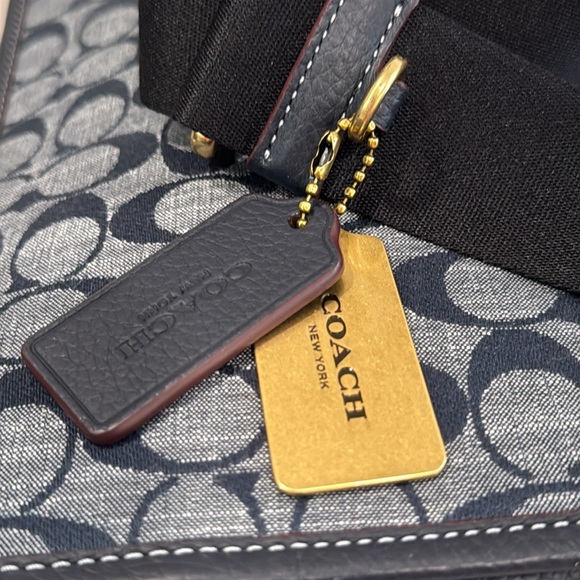 Coach Bag Denim Signature Crossbody Fanny Messenger - Picture 9 of 17